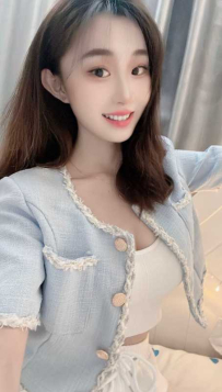 19岁纯正嫩妹，水做的小逼，甜蜜接吻如小女友，处子鸡的感觉